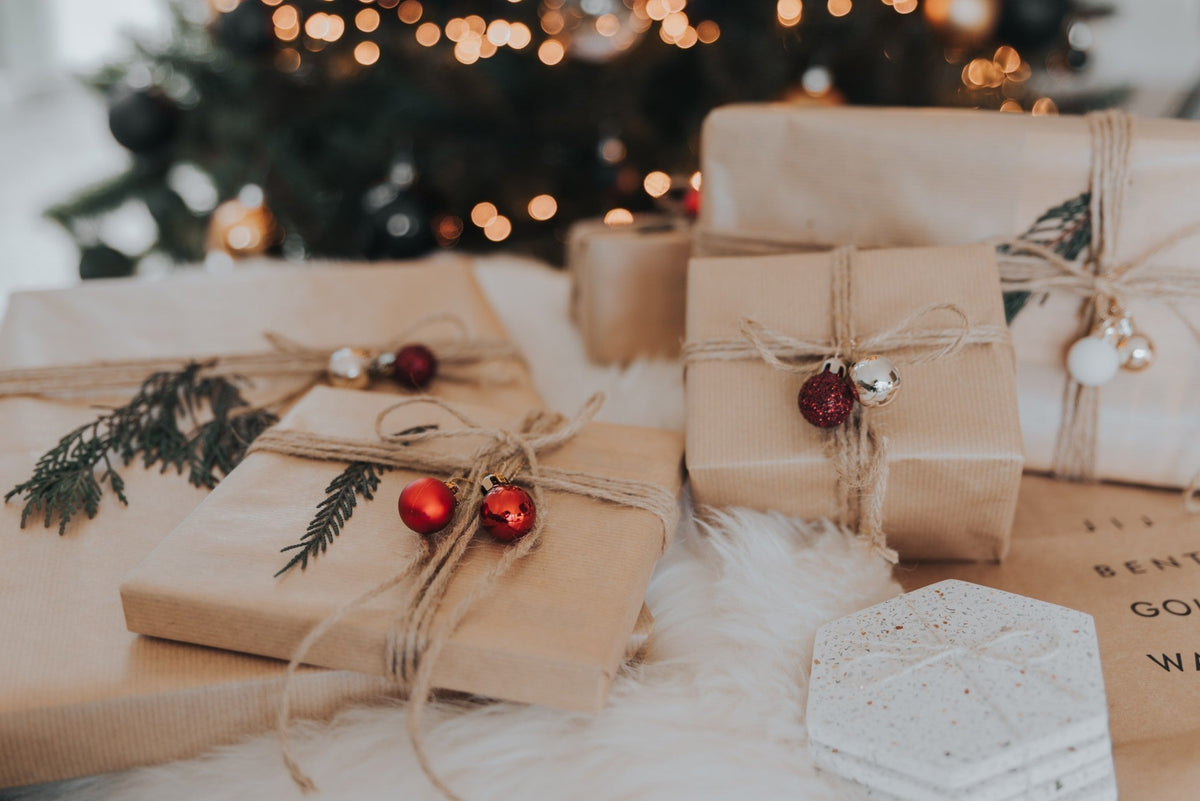 Last-Minute Gifting, Handled