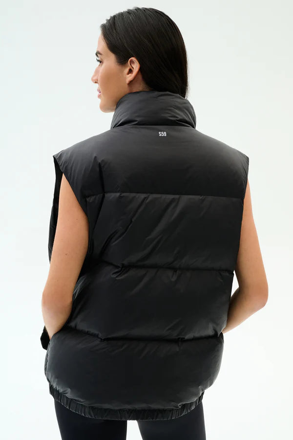 Summit Nylon Puffer Vest - Black