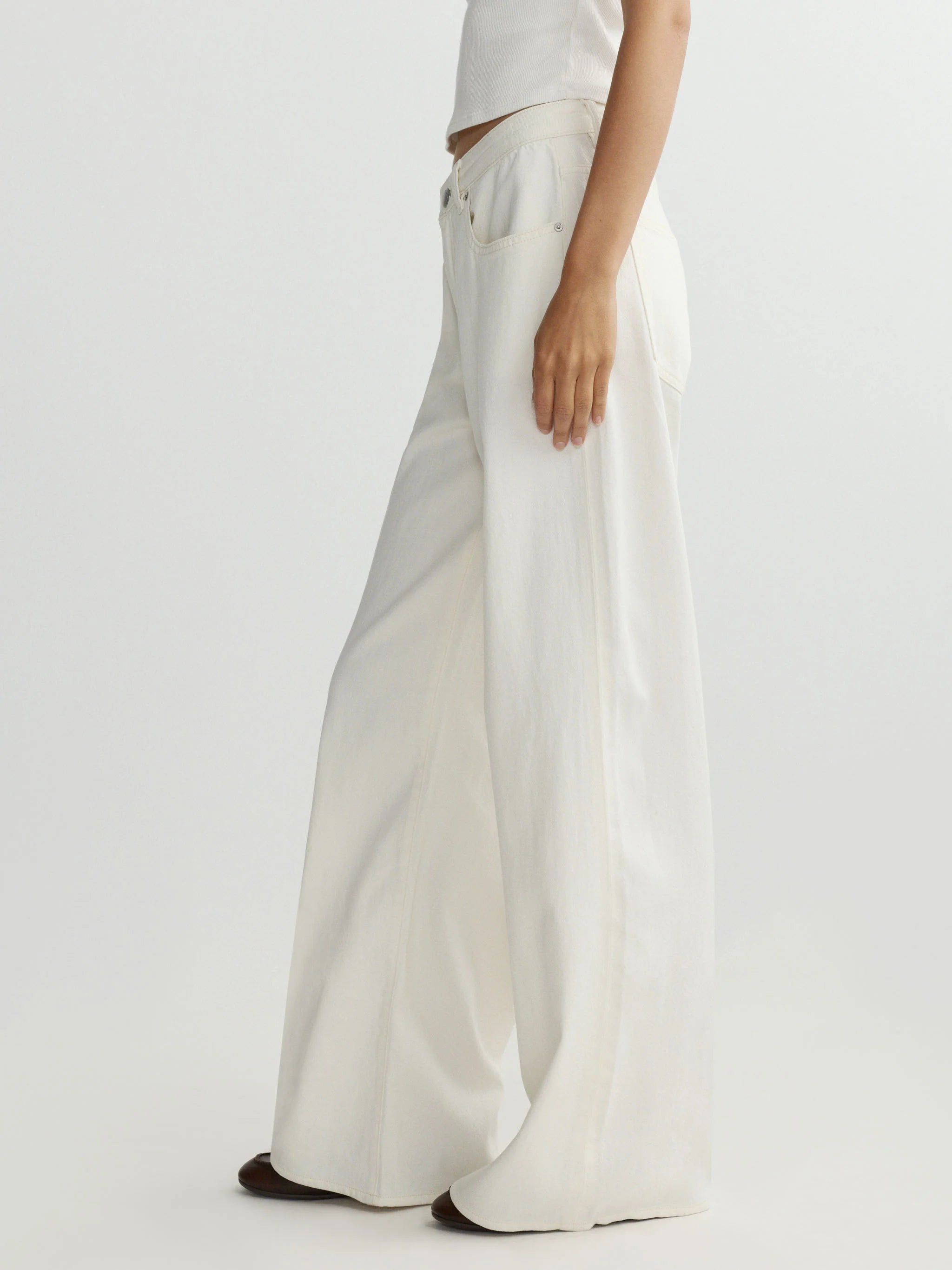 Alex Baggy Wide Leg - Eggshell Aura