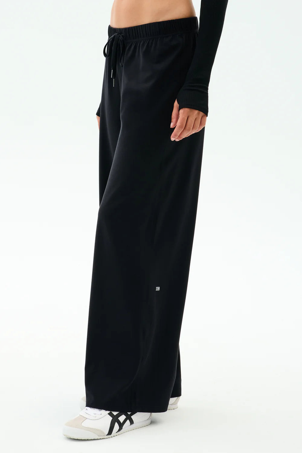 Brynn Airweight Pant - Black