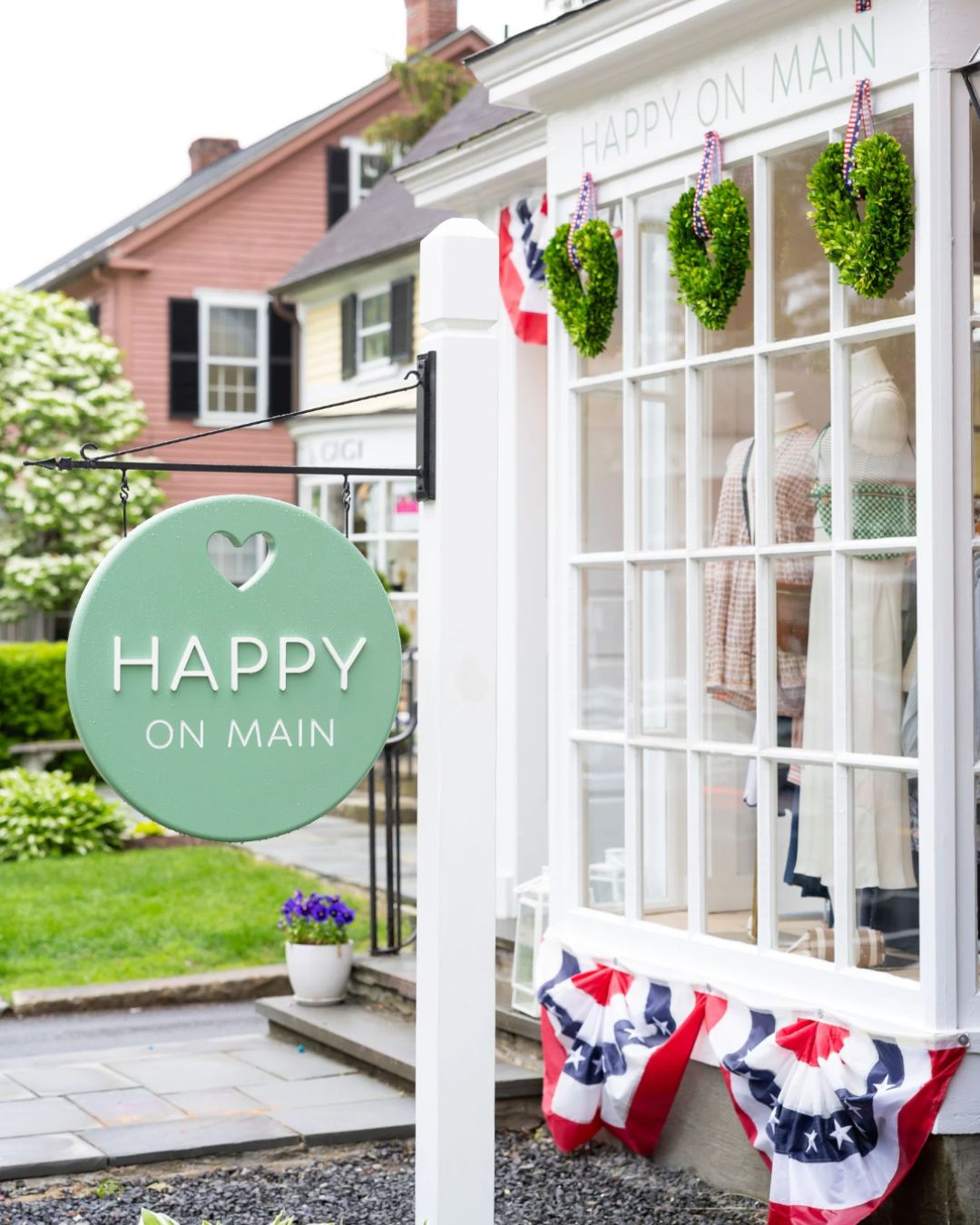 Third Thursdays: DIY Bouquets & Bracelet Making-Happy on Main-Happy on Main