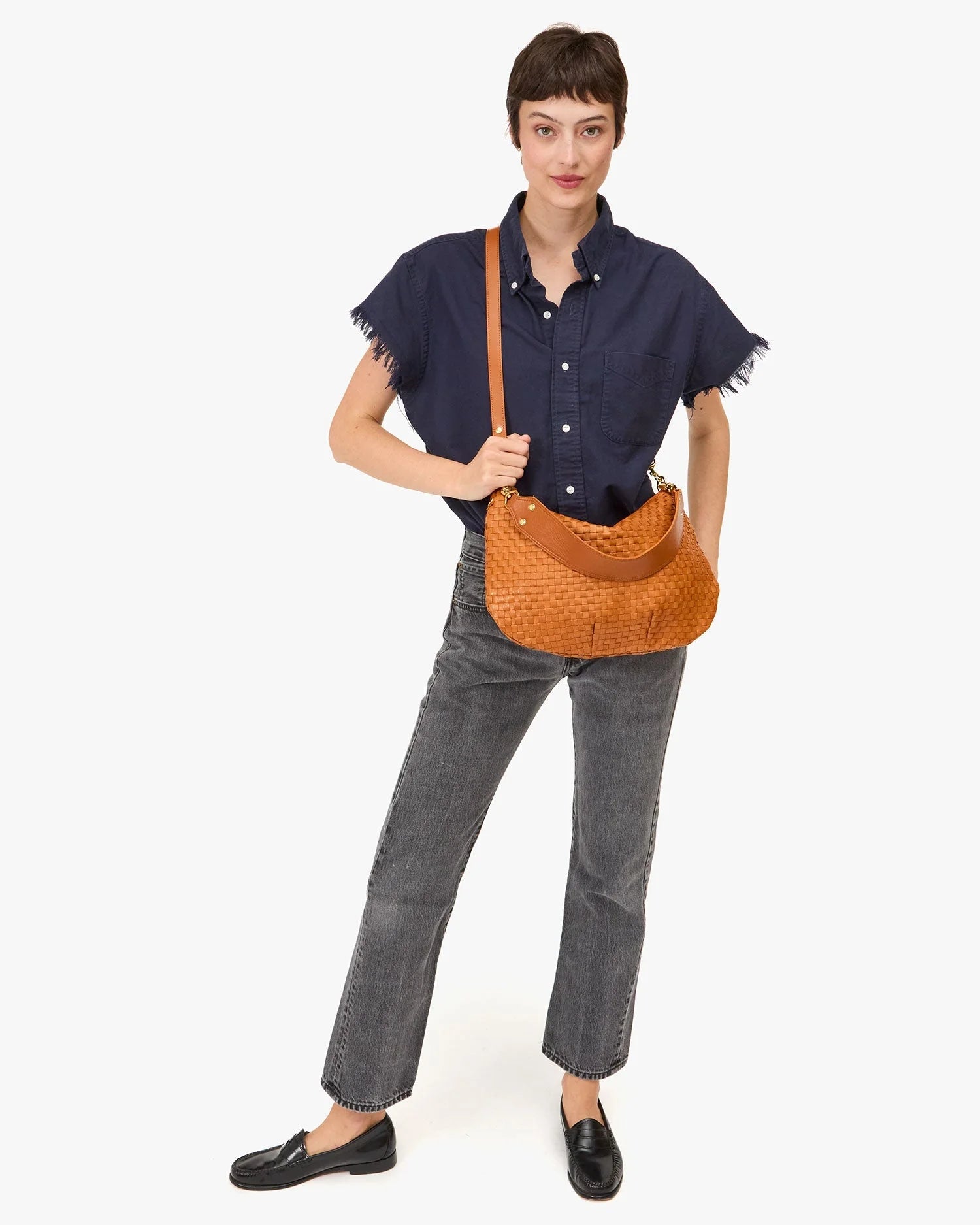 Moyen Messenger - Natural-Clare V.-Happy on Main