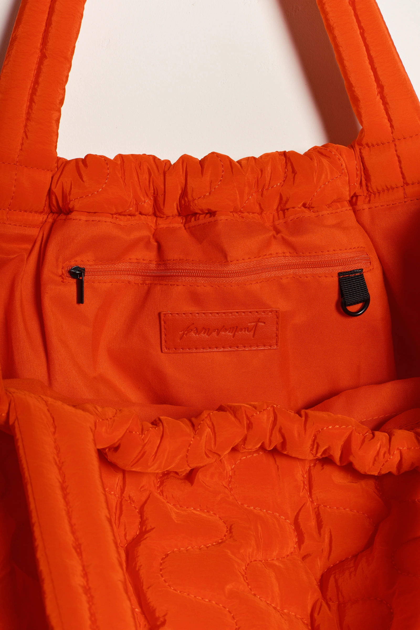 Cloud 9 Tote-Handbags-Happy on Main