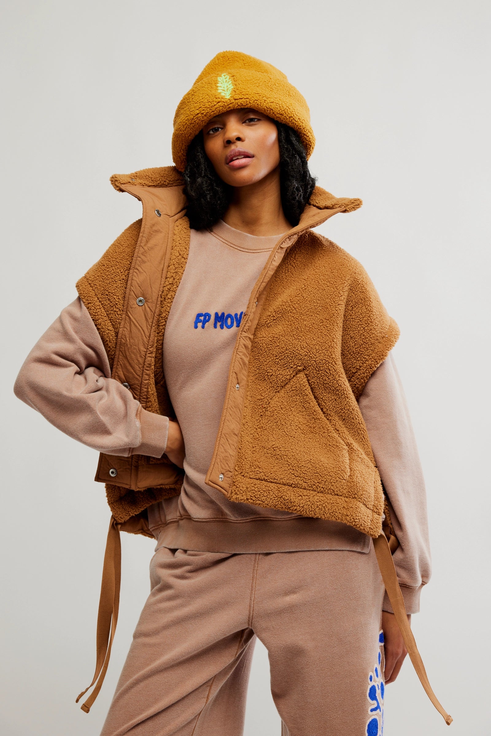 The Scout It Out Vest is a fleece vest, crafted in a relaxed silhouette.