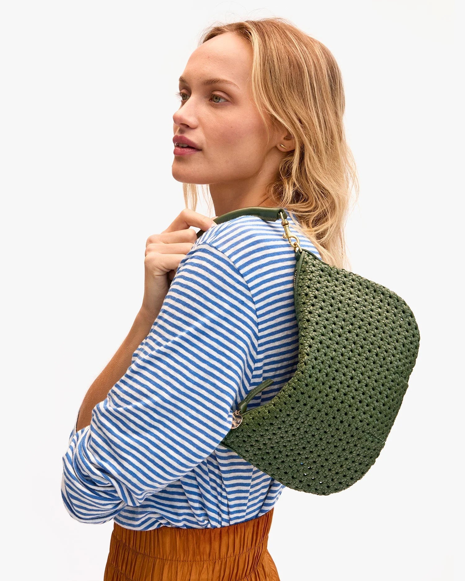Petit Moyen Messenger - Army-Clare V.-Happy on Main