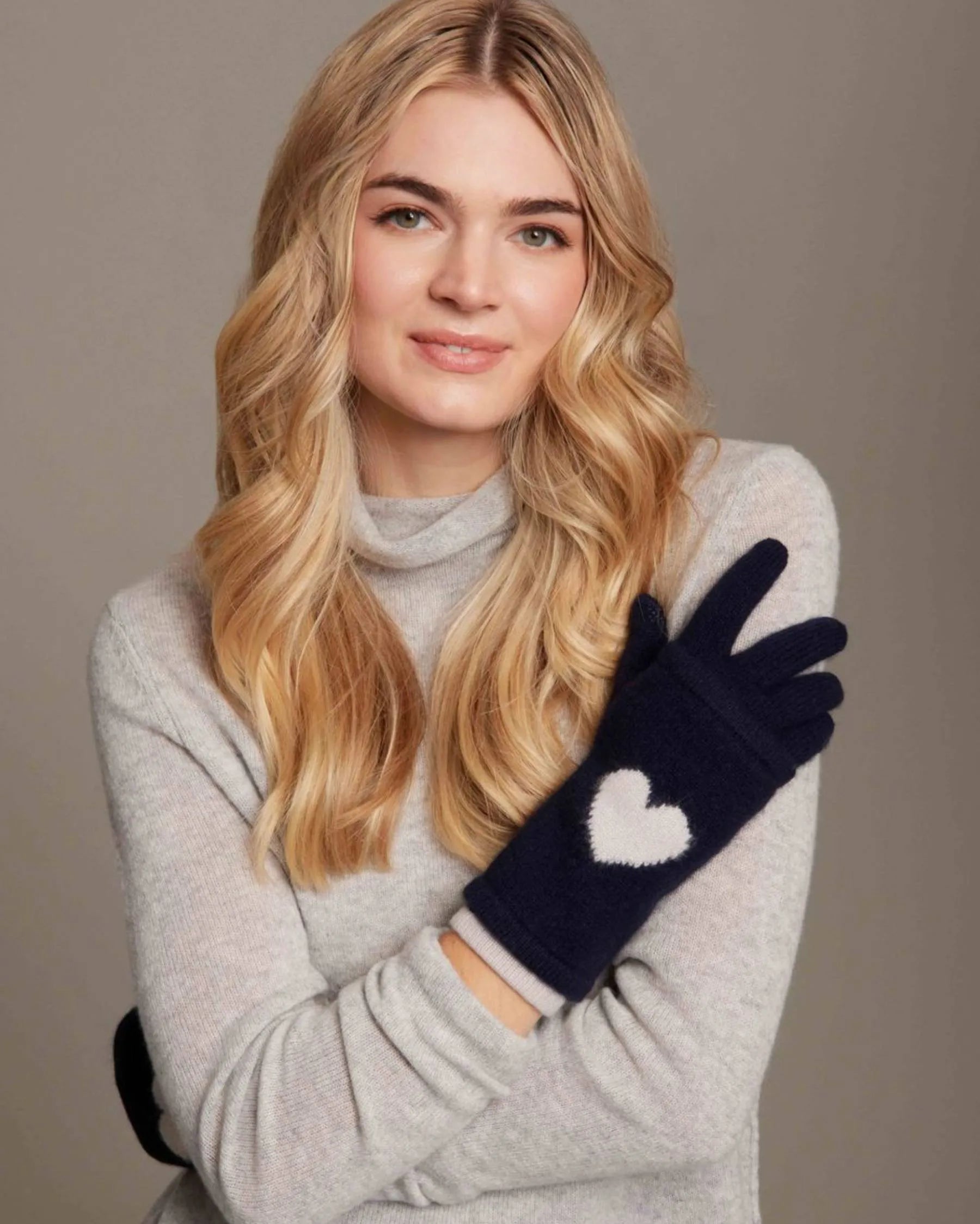 Cashmere Heart Intarsia 3-in-1 Glove-Misc Accessories-Happy on Main