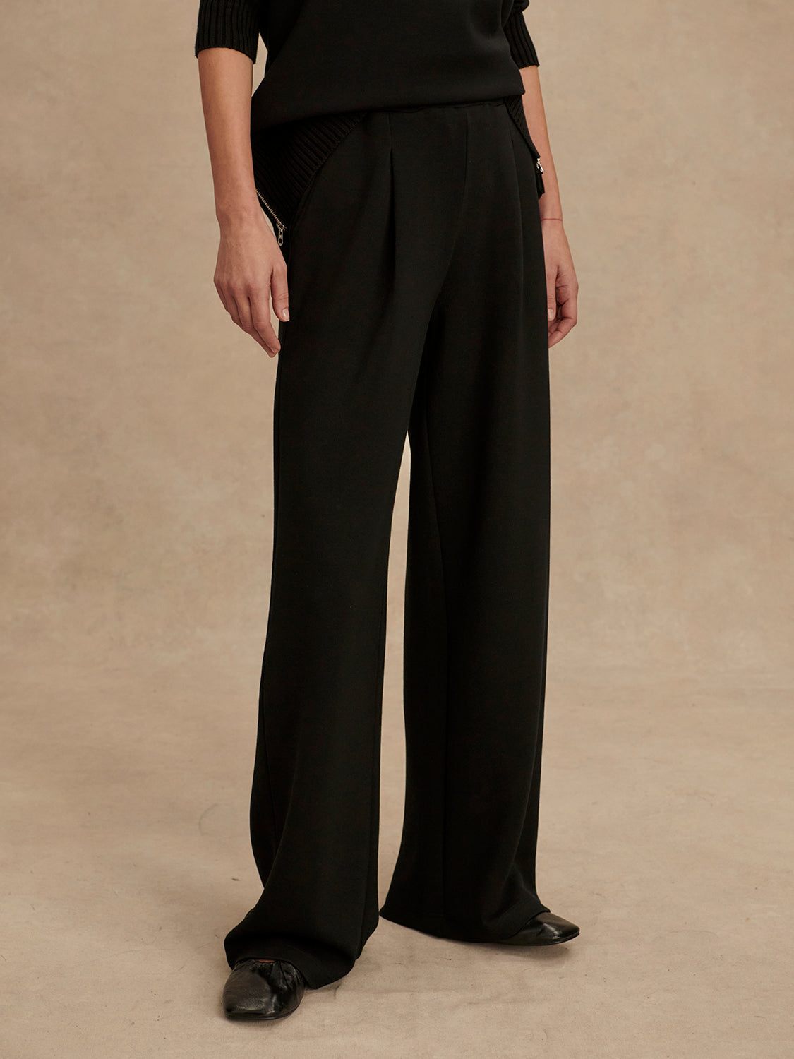 The Extra Wide Leg Pant 29.5 - Black-Varley-Happy on Main