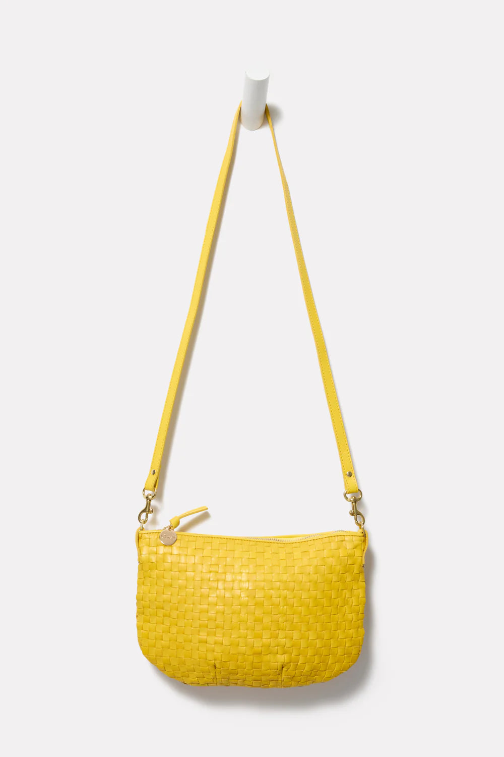 Petit Moyen Messenger - Snapdragon-Clare V.-Happy on Main