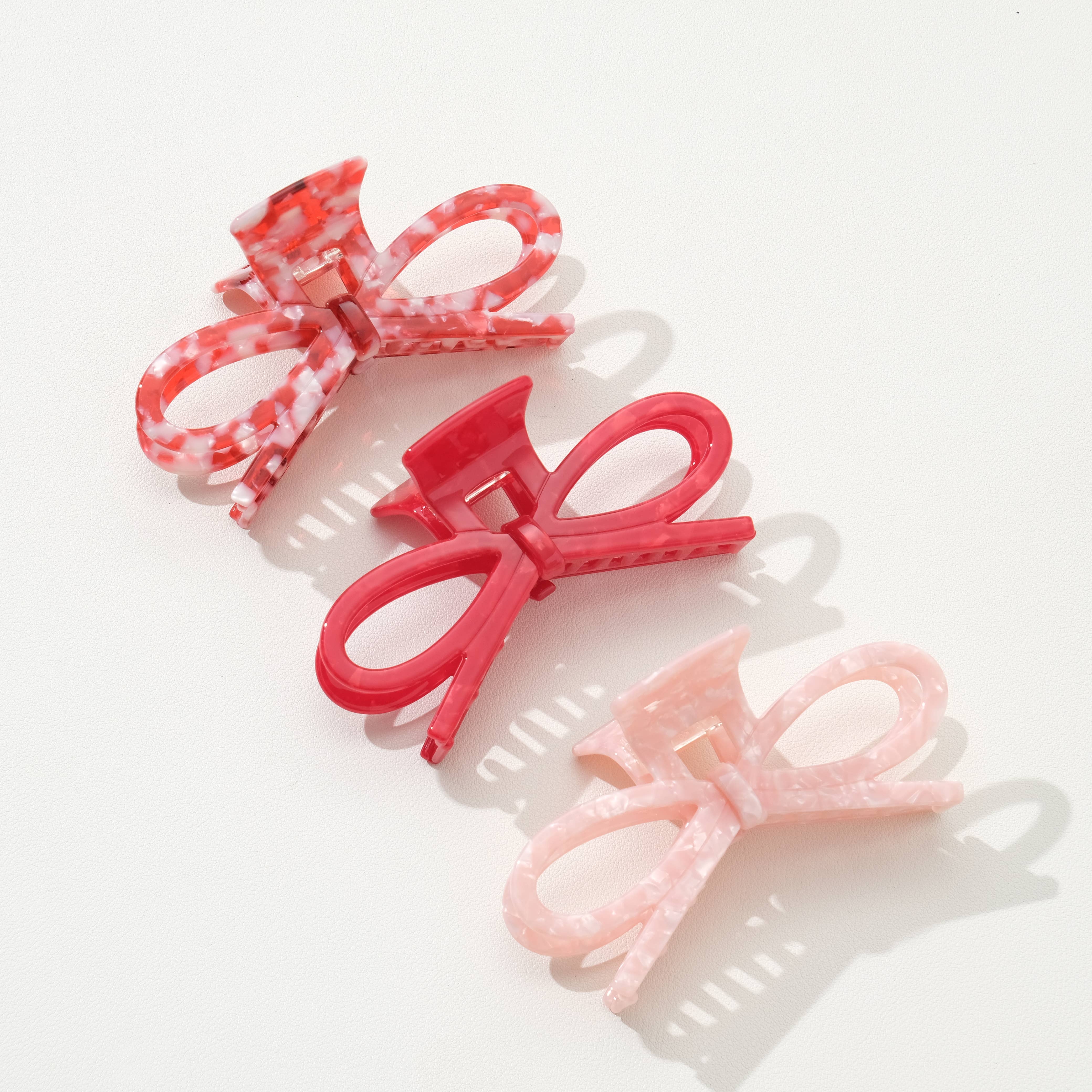 Remi Valentine | Wide Bow Claw Clip-Adorro-Happy on Main