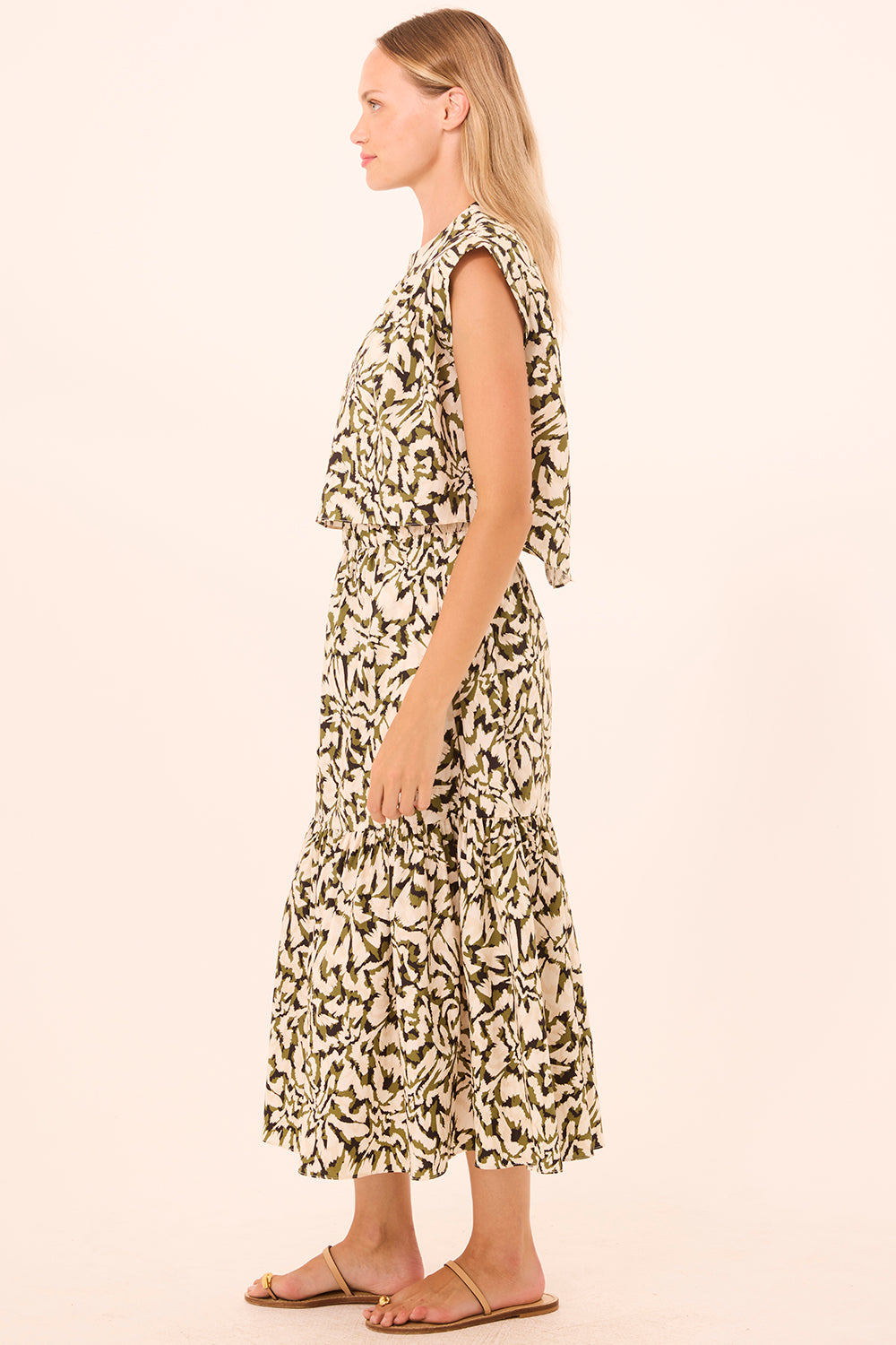 Itzel Skirt - Abstract Floraburst-MISA-Happy on Main