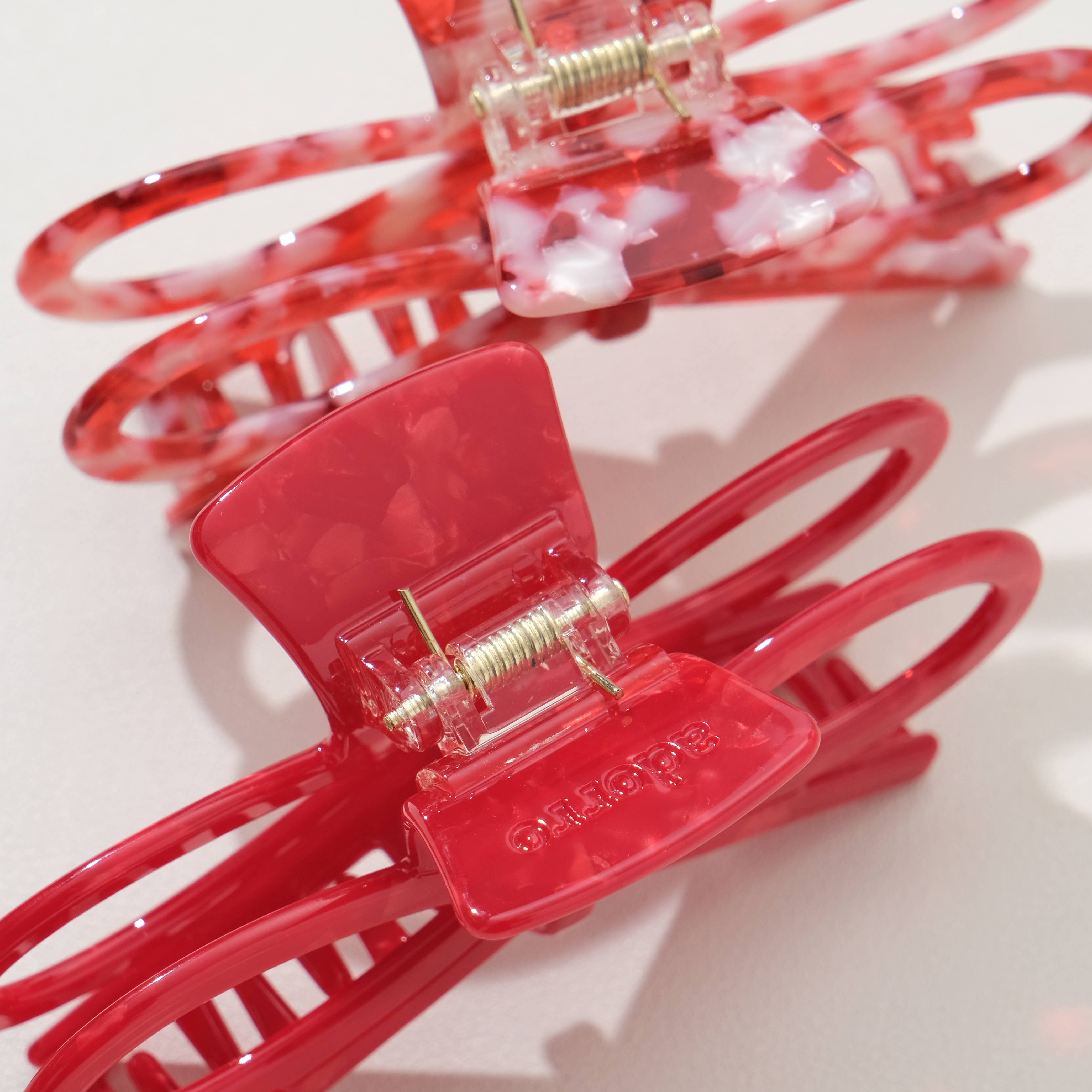 Remi Valentine | Wide Bow Claw Clip-Adorro-Happy on Main