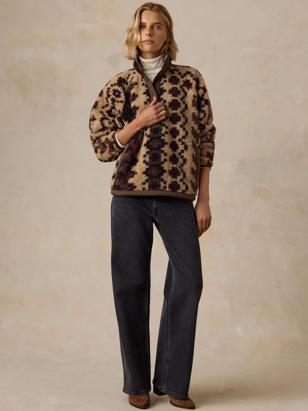Fireside Fleece Pullover - Sandy Lights-Faherty-Happy on Main