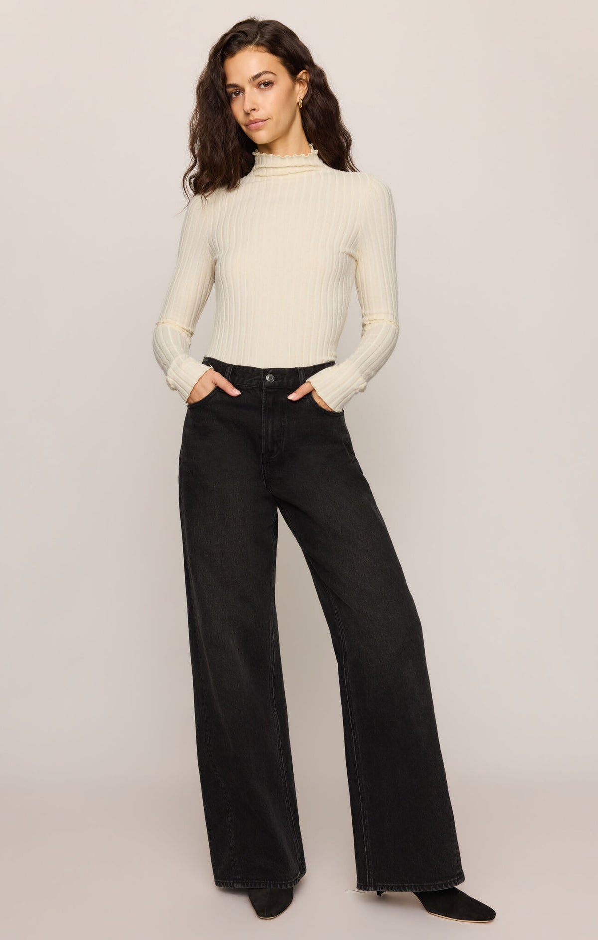 Hattie L/S Top - Antique White-Z Supply-Happy on Main