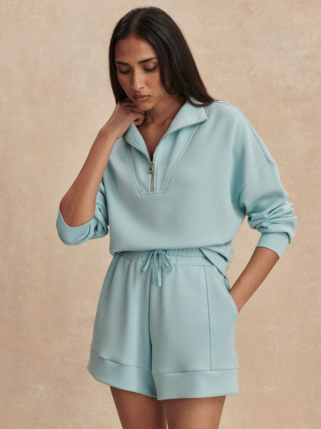 Atrium High Rise Short 4.5 - Porcelain Blue-Varley-Happy on Main