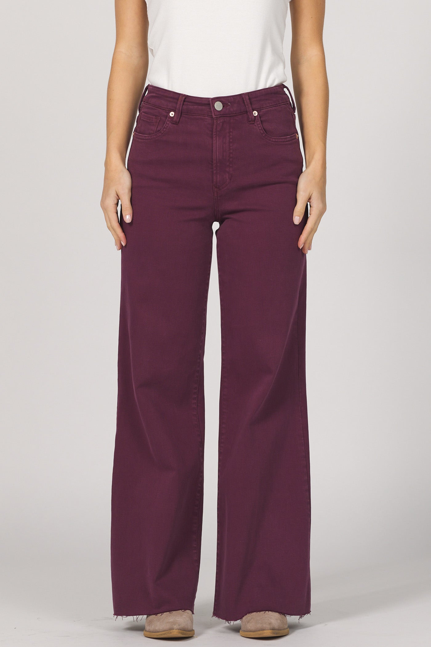 Fiona - Fig-Dear John-Happy on Main